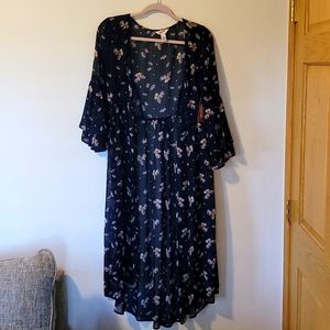 Arizona Jean Co. Navy Floral Duster